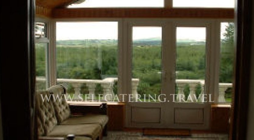 Photo of Lahanaght House