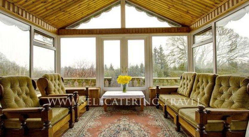 Photo of Lahanaght House