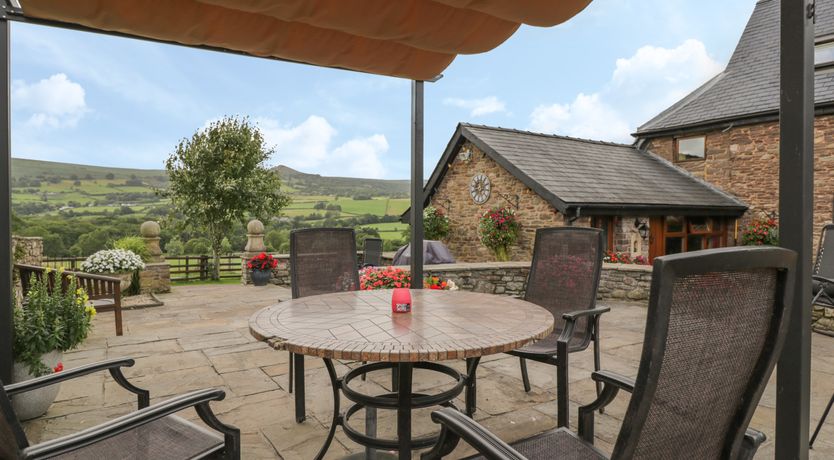 Photo of Pentre Barn