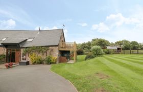 Photo of pentre-barn