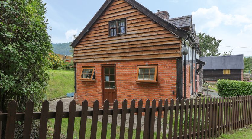 Photo of Caerau Farm House