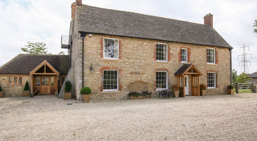 Photo of Shifford Manor Farm