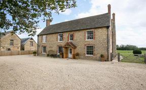 Photo of Shifford Manor Farm