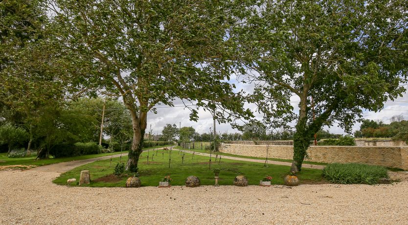 Photo of Shifford Manor Farm