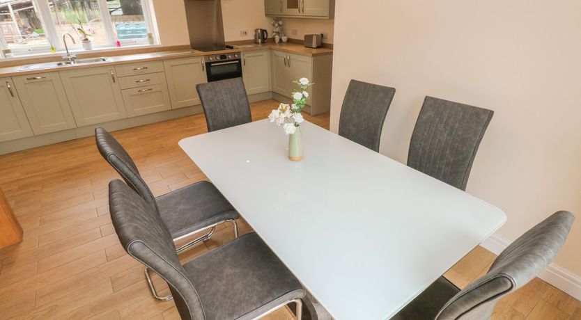 Photo of Woodpecker Barn