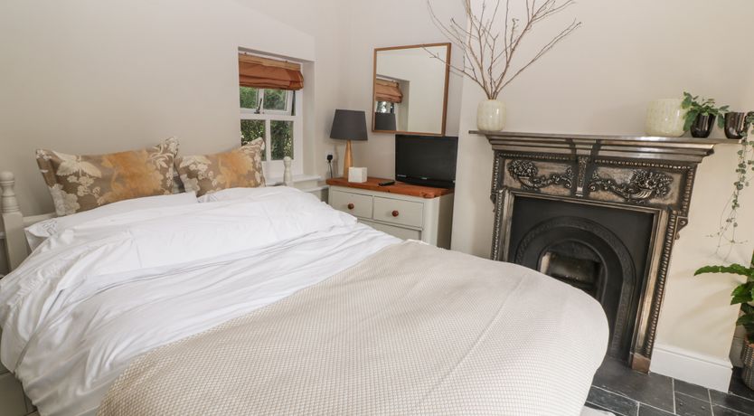 Photo of Yew Tree Cottage