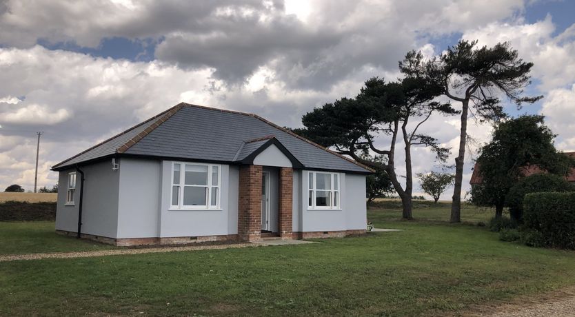 Photo of Lodge Farm Cottage