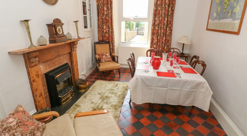 Photo of Hawthorn House