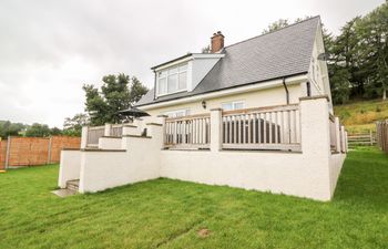 Lower Pentre Holiday Cottage