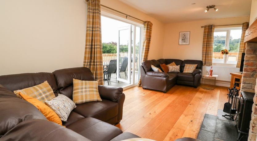 Photo of Lower Pentre