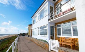 Photo of Flat 1 Beach House, 4 East Cliff