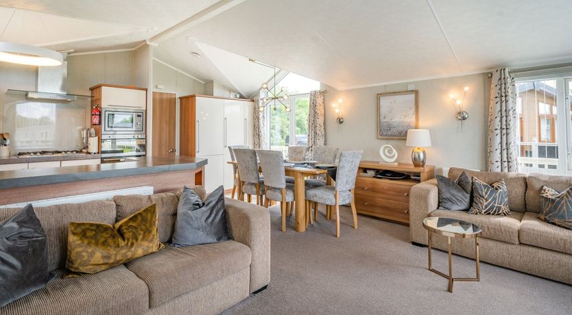 Photo of Links Lodge