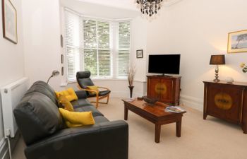 2B Cavendish Villas Villa