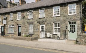 Photo of Llawenfan