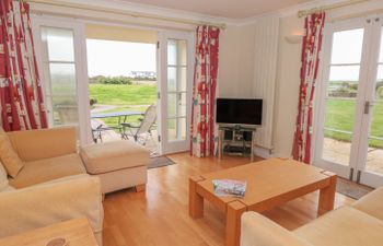 4 Thurlestone Beach House Apartment