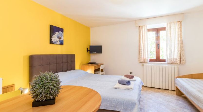 Photo of Antonella & Napoletano