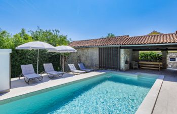 Kate Holiday Home