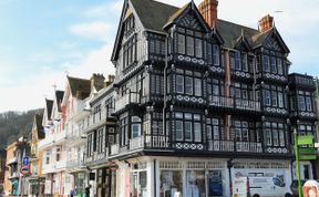 Photo of 2 York House