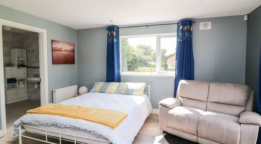 Photo of SeaChange Annexe