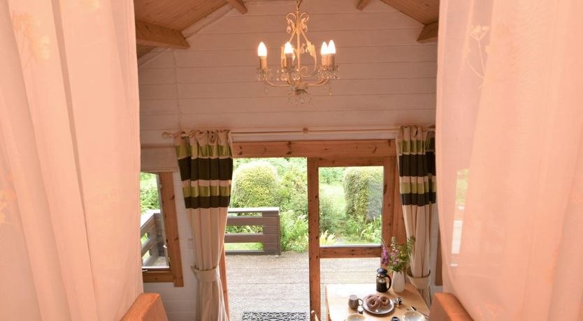 Photo of 1 Bed in Par-