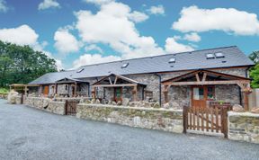 Photo of Pen-Llwyn-Teg Longhouse