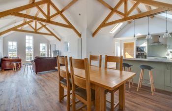 Kings Farm, Daisy Lodge Holiday Cottage