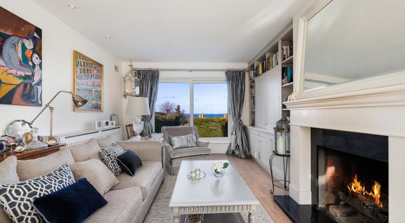 Photo of Villa By The Sea