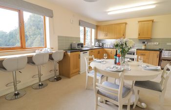 Hendre Holiday Cottage