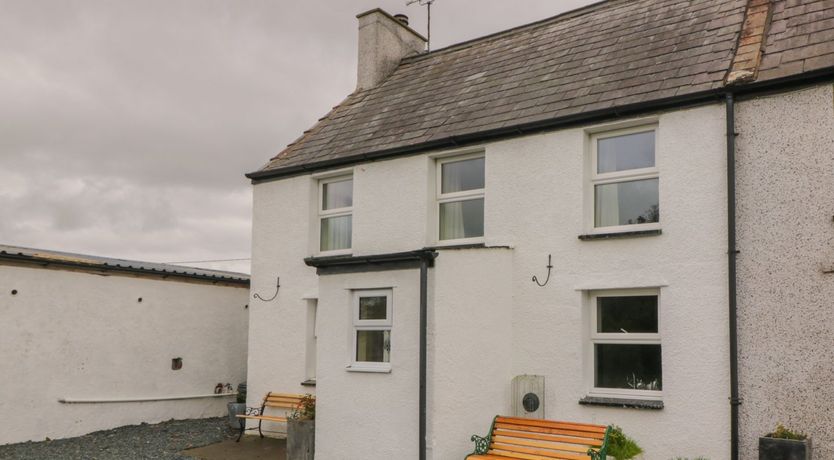 Photo of Bron Gadair