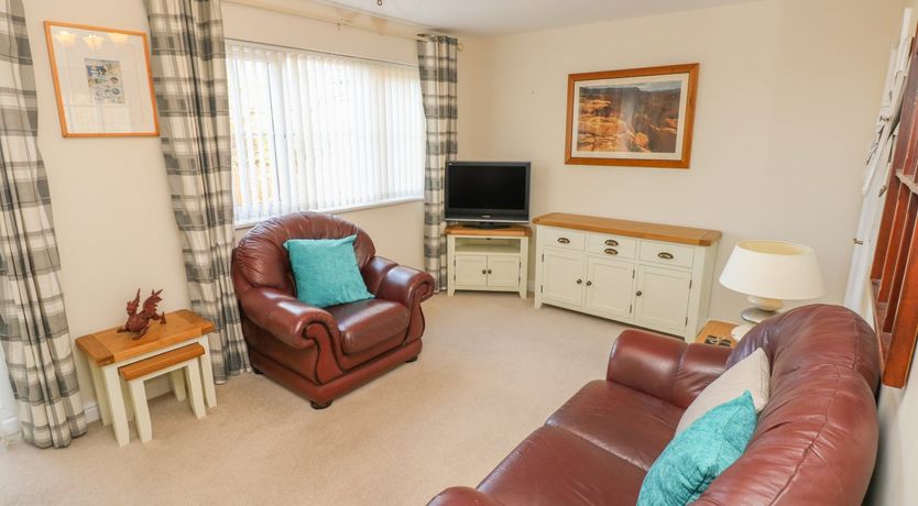 Photo of Ffau'r Ddraig