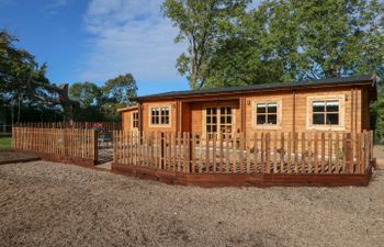 Tythe Lodge Holiday Home