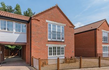 26 Burtons Mill Holiday Cottage