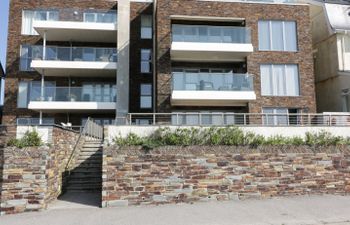 Newquay Fistral Beach View Apartment