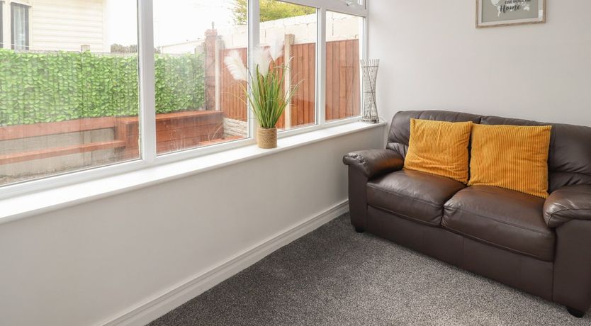 Photo of Ty Haf Summerhouse