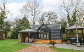 Photo of Willow Lodge At Bridge Lake Farm amp; Fishery