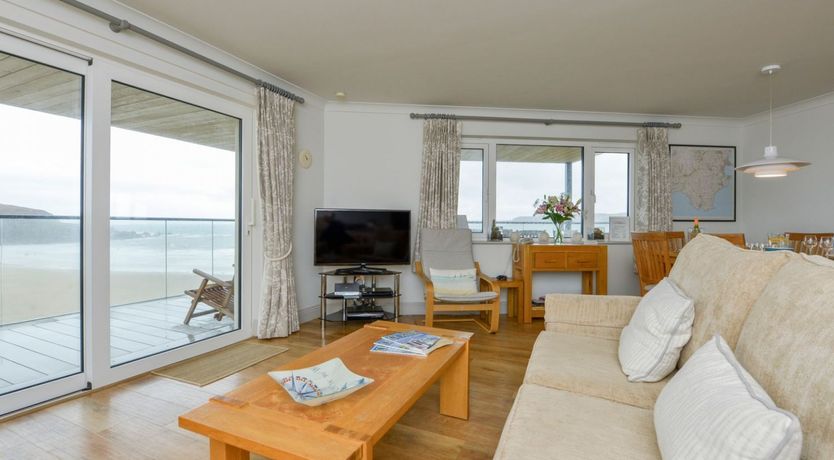 Photo of 17 Burgh Island Causeway