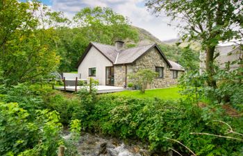 Swn y Nant Holiday Cottage