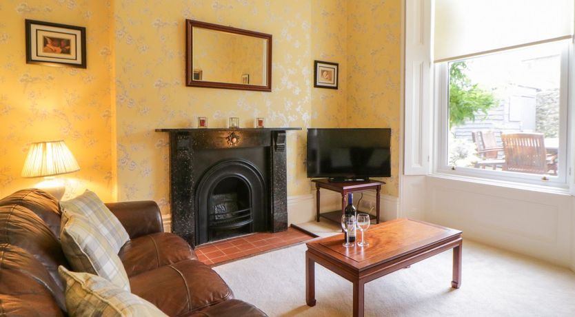 Photo of Holcombe House