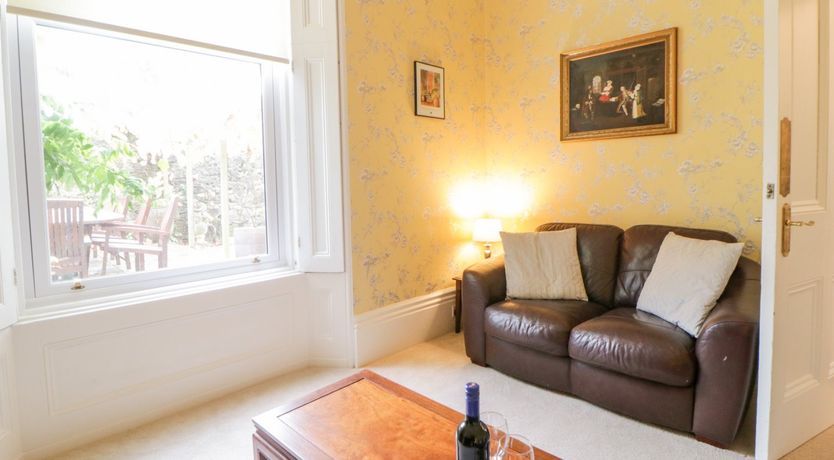 Photo of Holcombe House