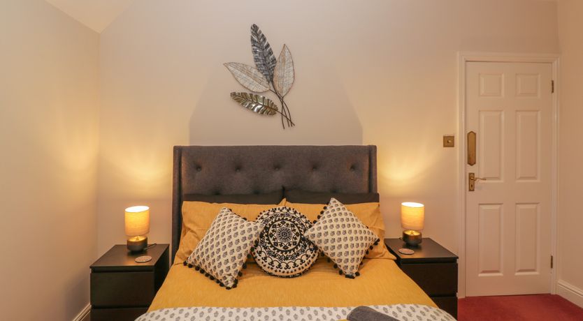 Photo of Tudor House