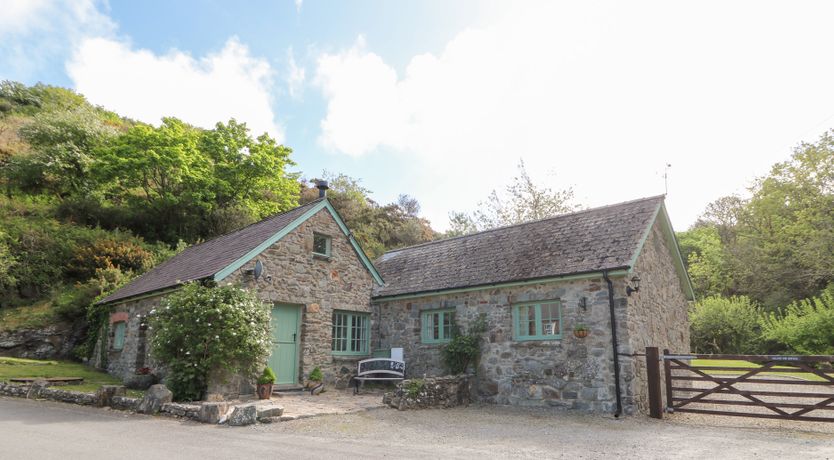 Photo of Glyn Yr Efail