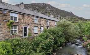 Photo of 3 Barlwyd Terrace