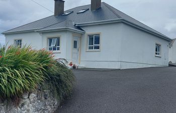 Ard an Phíobaire Holiday Cottage