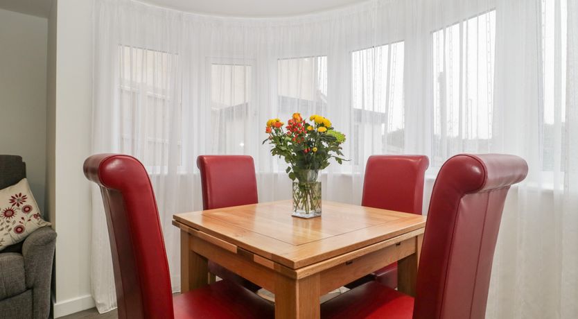 Photo of Flat 2, 38 Preston Road