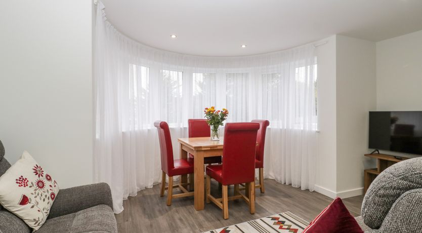 Photo of Flat 2, 38 Preston Road