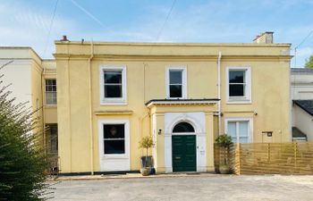 Barnsley House Holiday Cottage