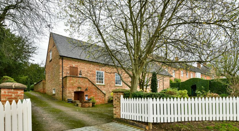 Photo of Yew Tree Nook