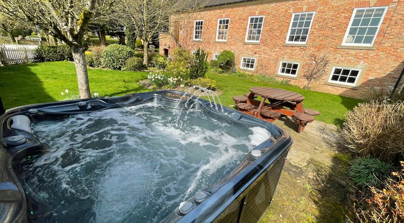 Photo of Yew Tree Nook