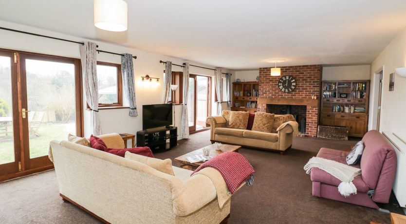 Photo of Meadowfall at Shatterford Lakes