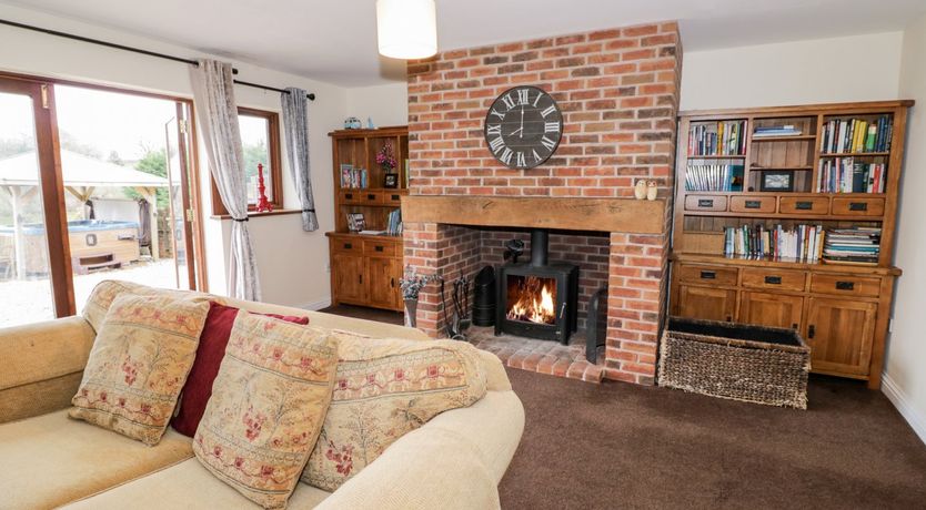 Photo of Meadowfall at Shatterford Lakes